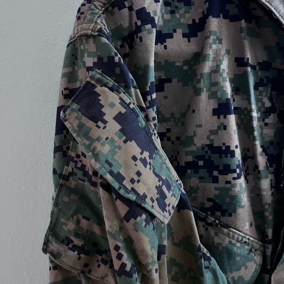 Marine Corps Jacket - Picture 4 of 6